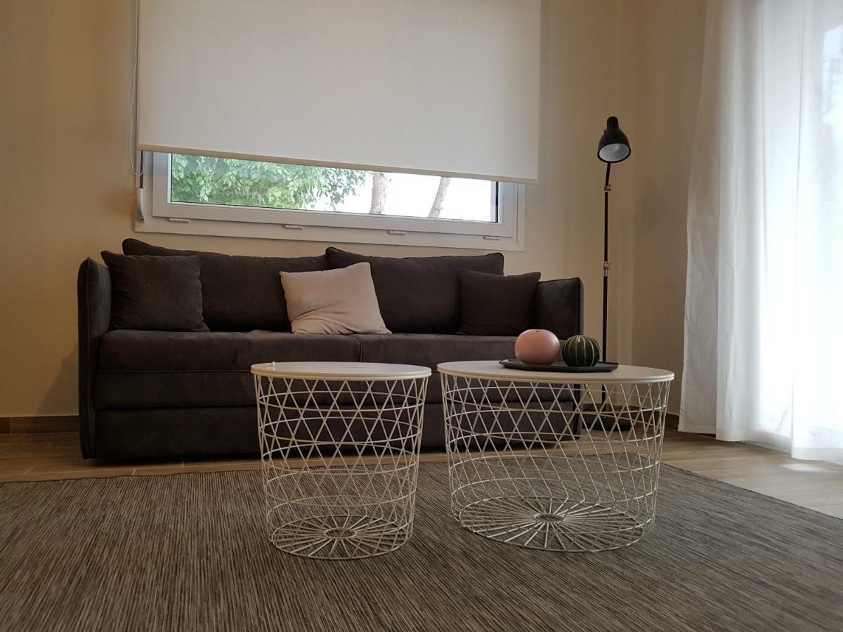 Fantastic Four Apartments Néoi Epivátai Dış mekan fotoğraf