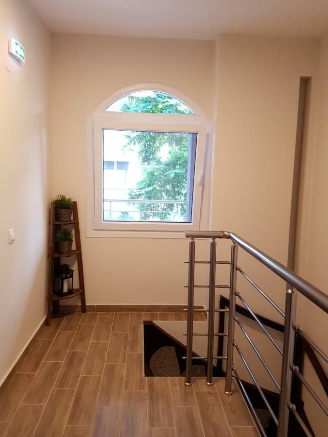 Fantastic Four Apartments Néoi Epivátai Dış mekan fotoğraf